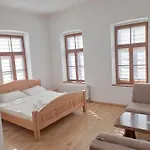 Aleksandar 아파트호텔 3*